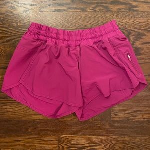 Lululemon Short Tracker V 4”